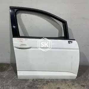 TOURAN 16 F/R DOOR