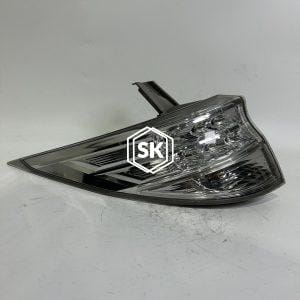 ESTIMA TAILLIGHT L