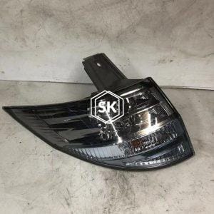 ESTIMA WHITE HYBRID (L) TAILLIGHT