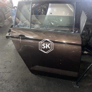 TOURAN 16Y DOOR R/R