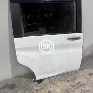 STEPWAGON RP3 DOOR R/R