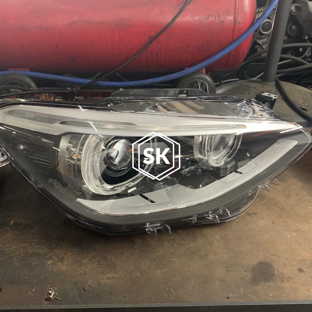 116i F20 HEADLIGHT (RIGHT)