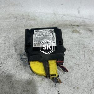 GLA180 AIRBAG ECU