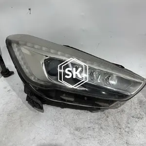 DS5 HEADLIGHT RIGHT