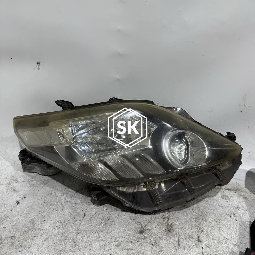 ALPHARD GGH20 HEADLIGHT (RIGHT)