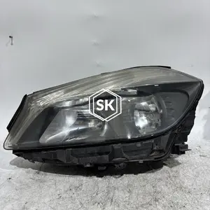 A180 W176 HEADLIGHT (LEFT)