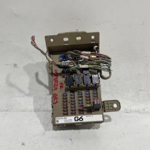 IMPREZA GK3 FUSE BOX