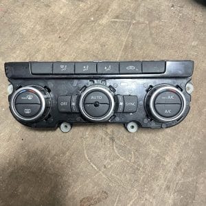 JETTA MK6 AIRCON CONTROL PANEL